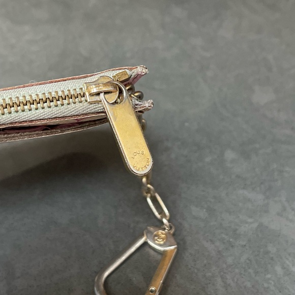 ❌sold❌ Louis Vuitton Murakami Cles Key Pouch✨ - Picture 6 of 13